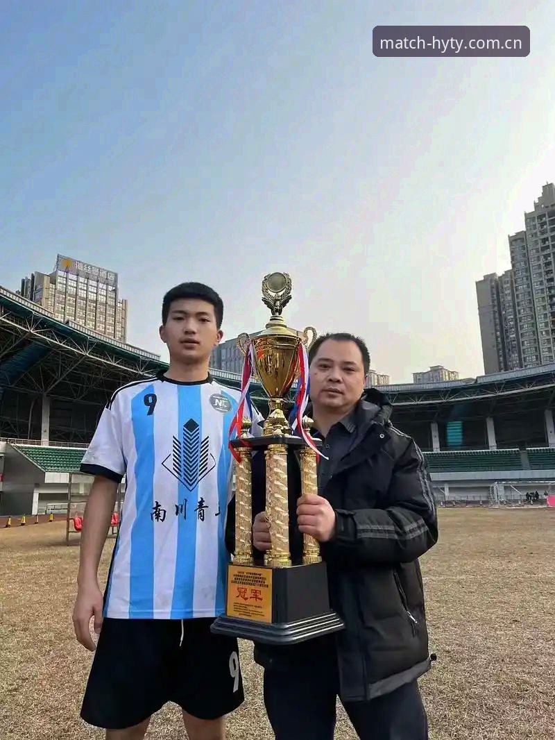 当冠军奖杯被塞进保险柜，斯诺克桌上再也摆不下安全感了